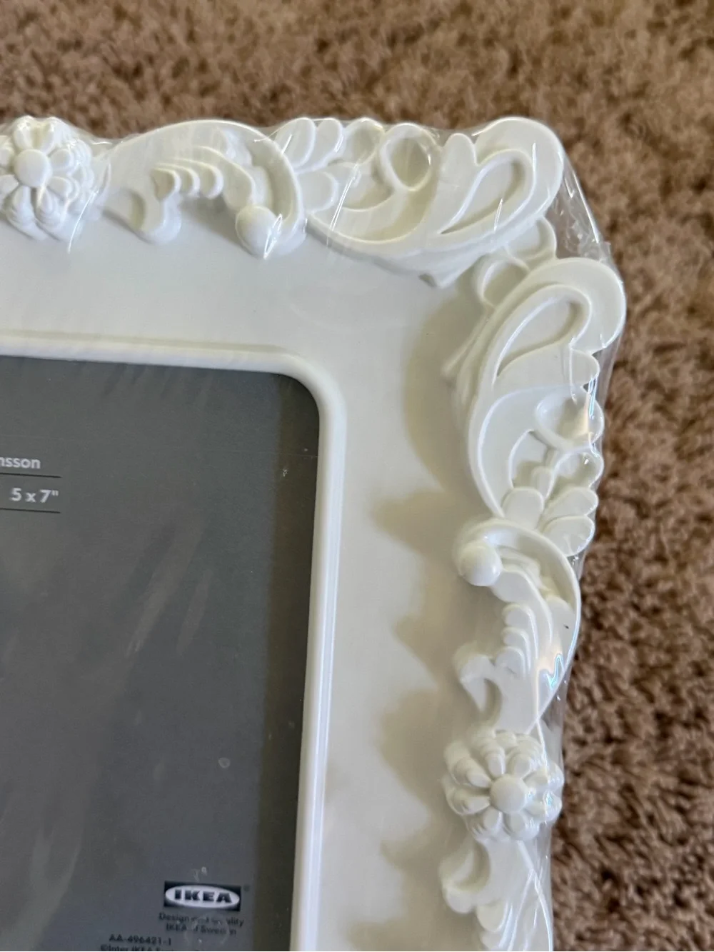 New in plastic IKEA KVILL Ornate White floral scroll Picture Frame 5x7 white